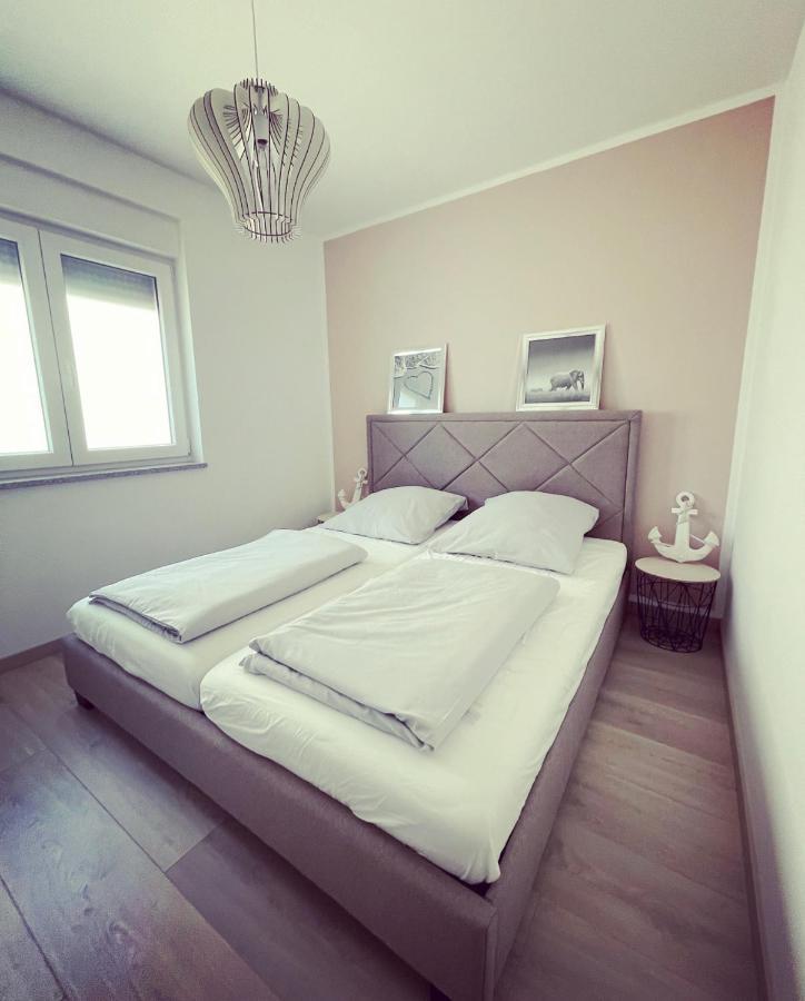 Apartment Mala Μεντουλίν Εξωτερικό φωτογραφία